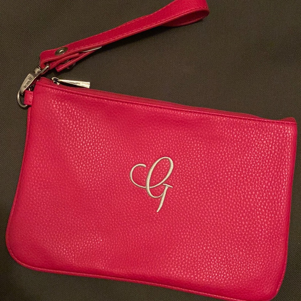 Jewell by Thirty-One Faux Pebbled Leather Wristlet